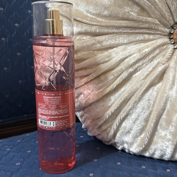 BATH & BODY WORKS SET. . . CHAMPAGNE TOAST SCENT - Picture 4 of 6